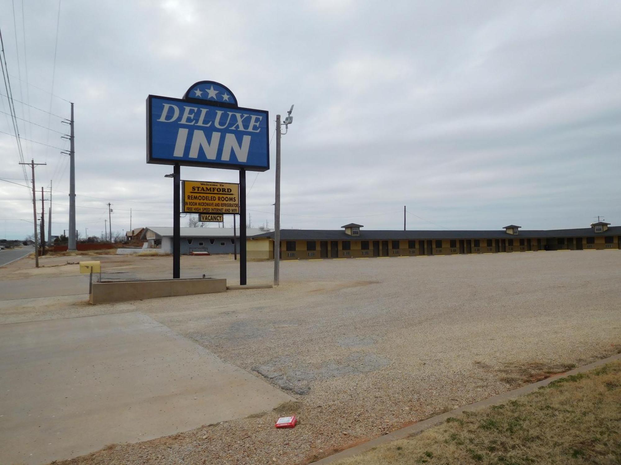 Deluxe Inn Stamford Exterior foto