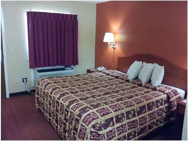 Deluxe Inn Stamford Zimmer foto